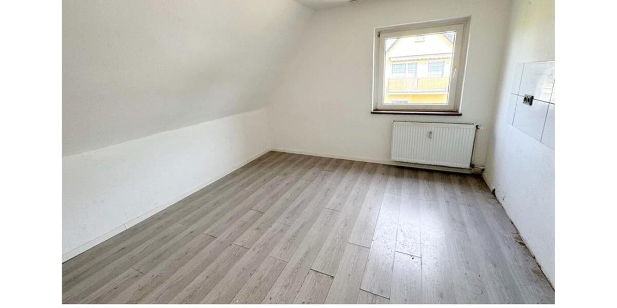 Dachgeschoßwohnung Dortmund Mengede - 3 Zimmer, 50 m&sup2;, 720&euro; | Angebot:26256321