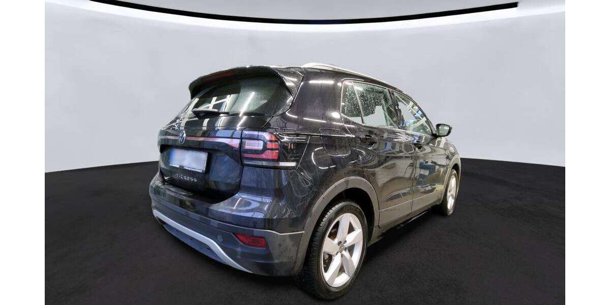 VW T-Cross Style 1.0 TSI DSG NAVI LED ALU APS GJR SI 7.439 km 22.988 &euro; Bergkamen 59192