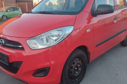 Hyundai i10 176.000 km 1.750 &euro; Holzwickede 59439