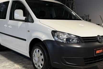 VW Caddy 171.000 km 7.990 &euro; Unna 59425