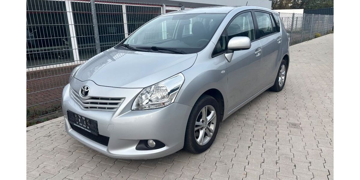 Toyota Verso 74.042 km 7.990 € Dortmund 44145