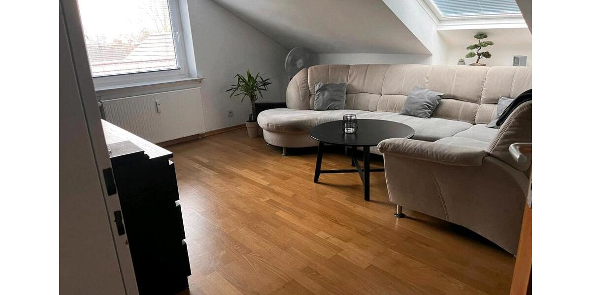 Dachgeschoßwohnung Lünen Alstedde - 3 Zimmer, 54 m&sup2;, 650&euro; | Angebot:25022971