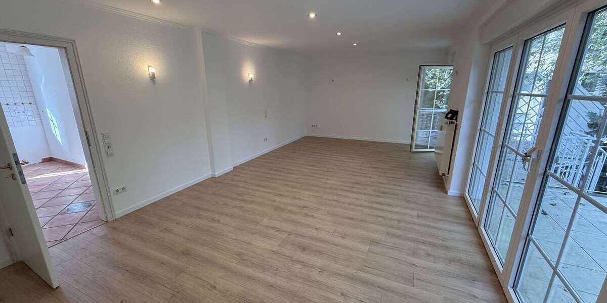 Etagenwohnung Castrop-Rauxel Rauxel - 2 Zimmer, 73 m&sup2;, 650&euro; | Angebot:26701459