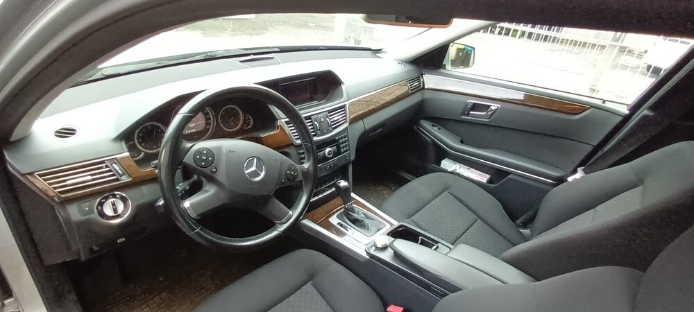 Mercedes-Benz E 200 177.000 km 12.500 € Gelsenkirchen 45879
