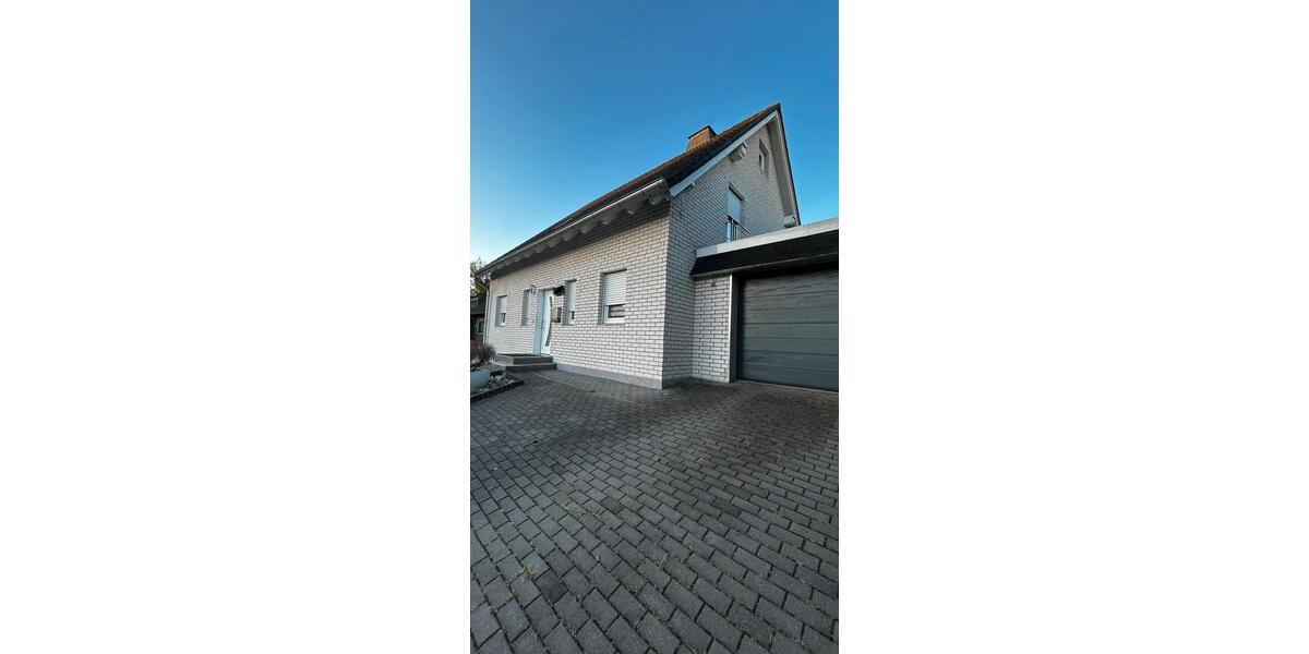 Einfamilienhaus Menden (Sauerland) - 5 Zimmer, 143 m&sup2;, 550.000&euro; | Angebot:27502992