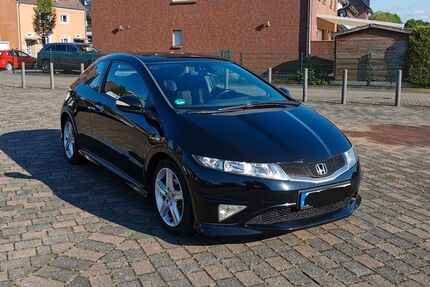 Honda Civic 148.571 km 6.490 &euro; Dortmund 44359
