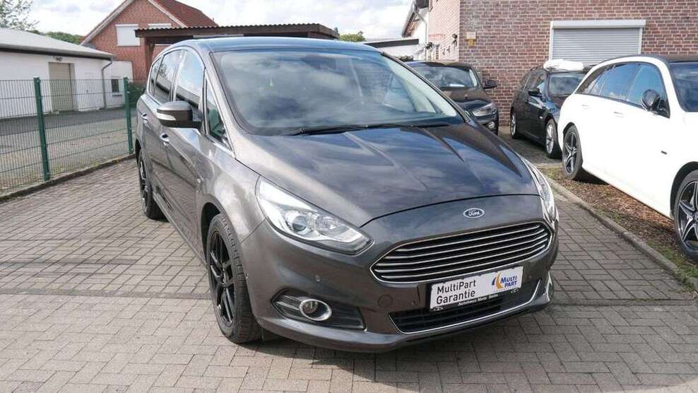 Ford S-Max 65.465 km 21.990 € Selm 59379