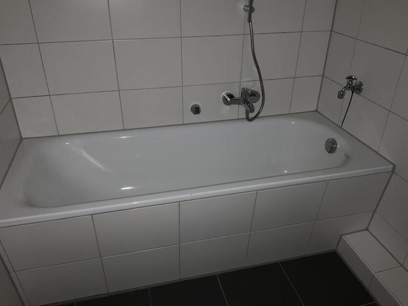 Bezugsfertige 2-Zimmer in Kamen Methler - Balkon - Laminat und Tapeten neu zimmer