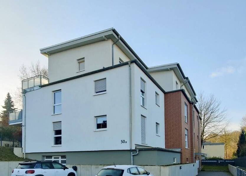 **NEUBAU** 3 Zimmer Wohnung MIT BALKON IN SÜD-OST LAGE