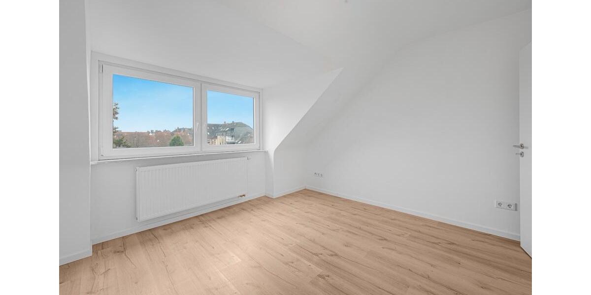 Dachgeschoßwohnung Dortmund Bövinghausen - 4 Zimmer, 81 m&sup2;, 169.000&euro; | Angebot:24713059