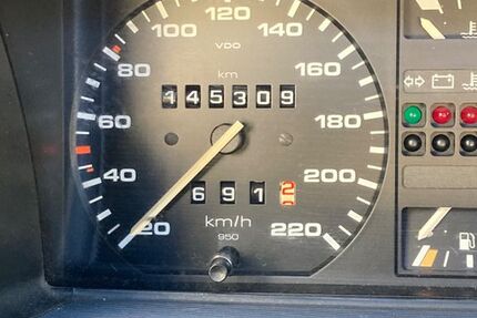 VW Golf 146.000 km 3.222 &euro; Hagen 58093