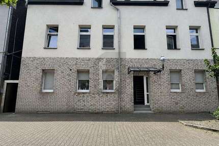 Haus Gelsenkirchen Ückendorf - 12 Zimmer, 319 m&sup2;, 435.000&euro; | Angebot:27468002