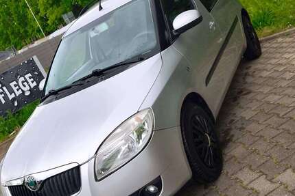 Skoda Roomster 76.000 km 4.490 &euro; kamen 59174