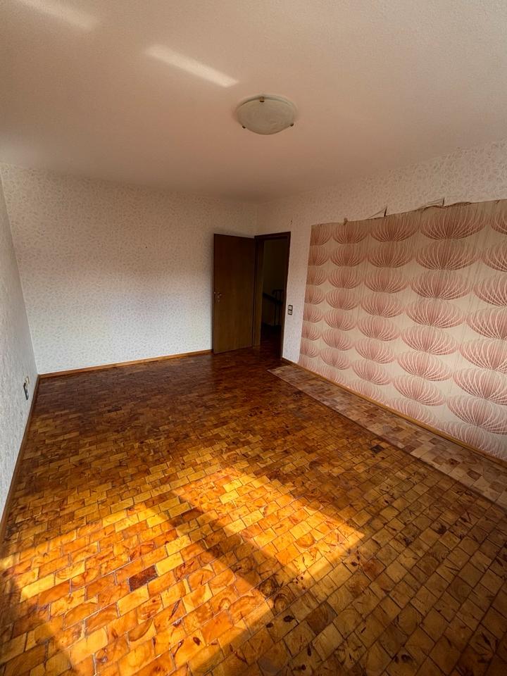 Ohne Makler! Reihenmittelhaus mit Garage in Bochum- Harpen