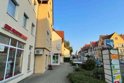 Büro in Dresden 1.384 € 157.7 m²