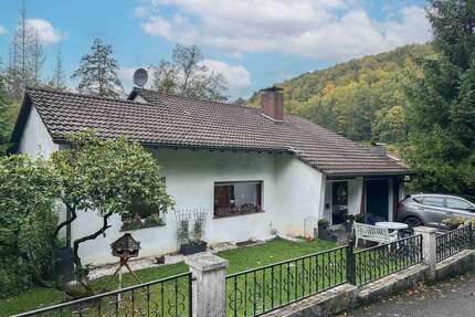 Haus zum Kaufen in Hagen 270.000 € 176.8 m² 5 zimmer