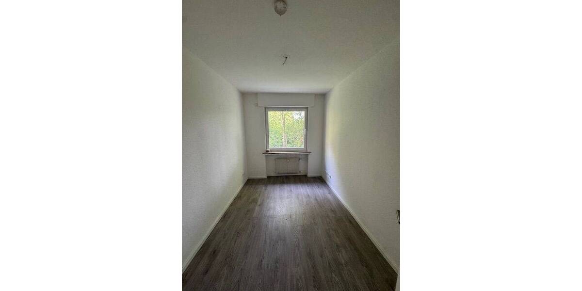 Etagenwohnung Lünen Beckinghausen - 3 Zimmer, 116 m&sup2;, 1.000&euro; | Angebot:26584235