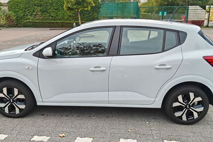 Dacia Sandero 25.000 km 17.500 &euro; Dortmund 44359