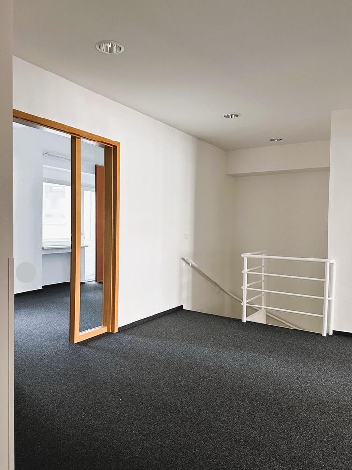 Ladenlokal in bester Citylage an der *Wißstraße* – ideal für Einzelhandel, Dienstleister und Galerie zimmer