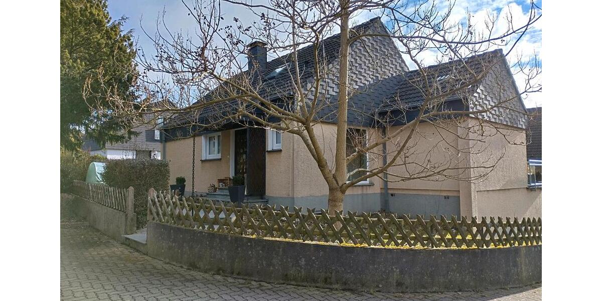 Einfamilienhaus Menden (Sauerland) Bösperde - 3 Zimmer, 165 m&sup2;, 1.500&euro; | Angebot:24842310