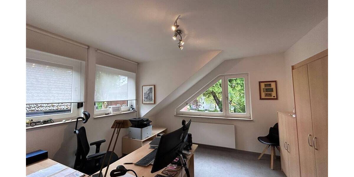 Doppelhaushälfte Gelsenkirchen Ückendorf - 5 Zimmer, 128 m&sup2;, 450.000&euro; | Angebot:26554637