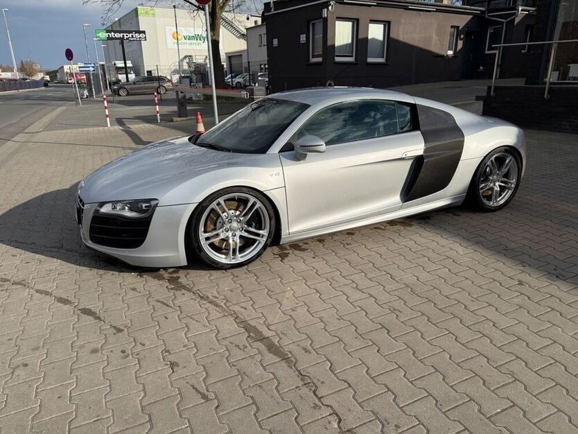 R8