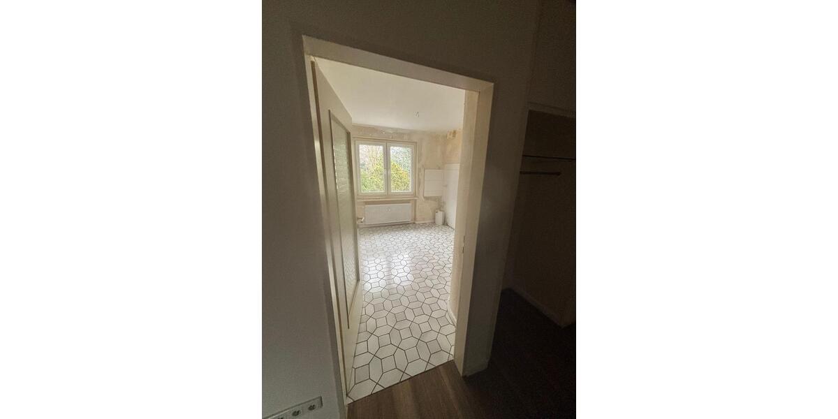 Etagenwohnung Bochum Wiemelhausen - 2 Zimmer, 67 m&sup2;, 730&euro; | Angebot:24751175