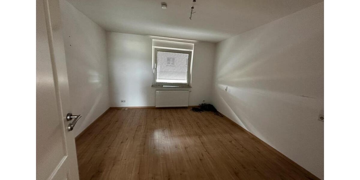 Reihenhaus Hagen Hohenlimburg - 5 Zimmer, 136 m&sup2;, 320.000&euro; | Angebot:24832236