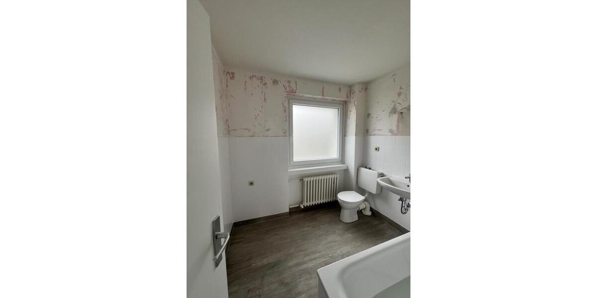 Etagenwohnung Dortmund Scharnhorst - 3 Zimmer, 75 m&sup2;, 679&euro; | Angebot:25810854