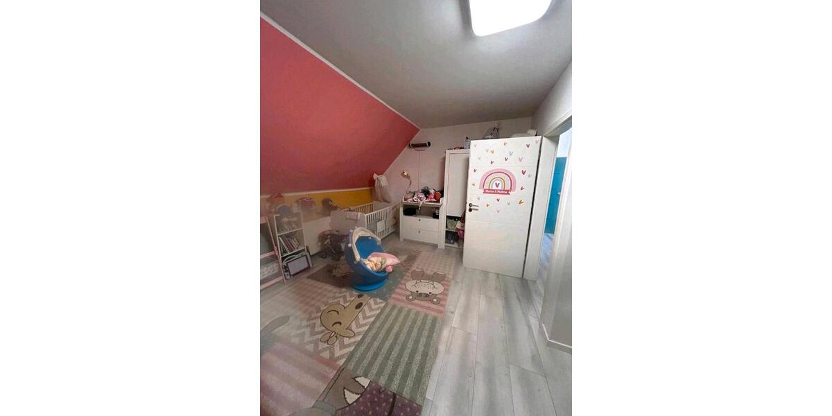 Dachgeschoßwohnung Dortmund Brackel - 3.5 Zimmer, 95 m&sup2;, 1.250&euro; | Angebot:26432429