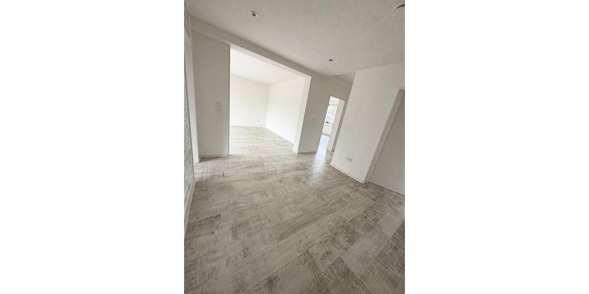 Etagenwohnung Recklinghausen Berghausen - 3 Zimmer, 82 m&sup2;, 690&euro; | Angebot:26683009