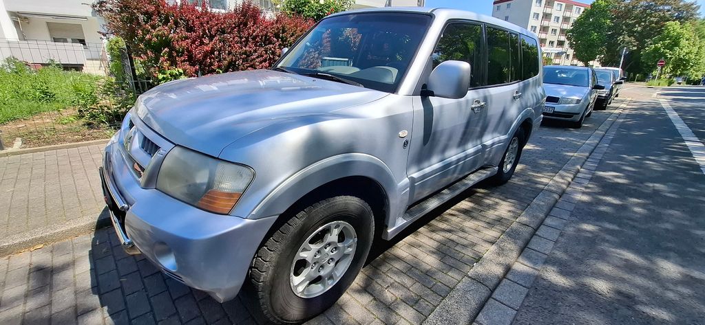 Mitsubishi Pajero 319.000 km 3.990 &euro; Dortmund 44339