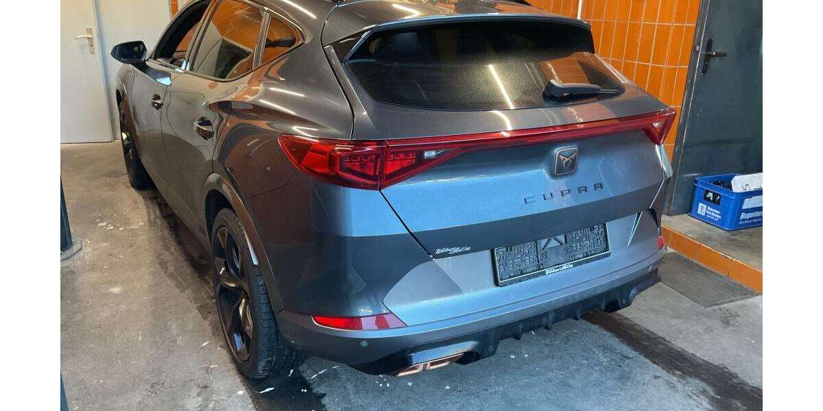 Cupra Formentor VZ 1.4 eHybrid NAVI PANORAMA KAMERA LEDE 61.736 km 26.988 &euro; Bergkamen 59192