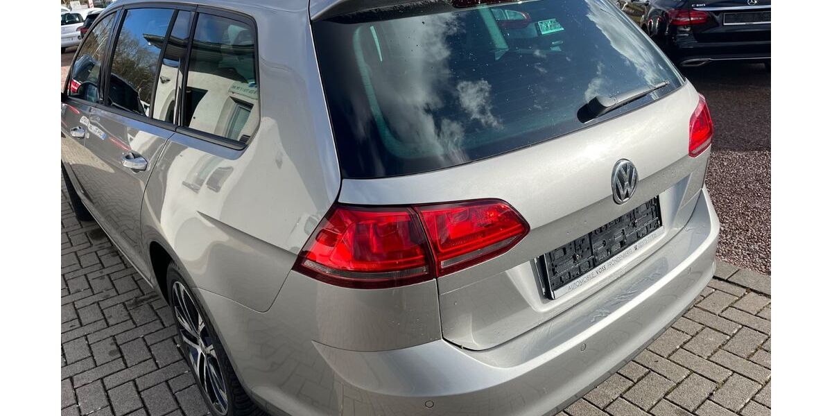 VW Golf 299.452 km 6.700 &euro; Fröndenberg 58730