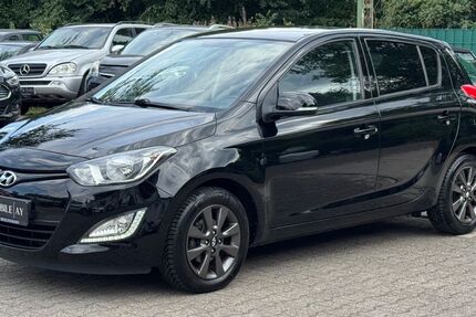 Hyundai i20 74.212 km 6.690 &euro; Recklinghausen 45665