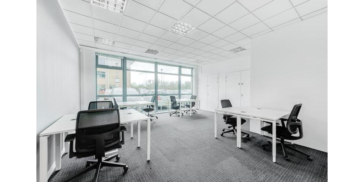 Privater Büroraum für 5 Person in Regus Aircargo Businesspark zimmer