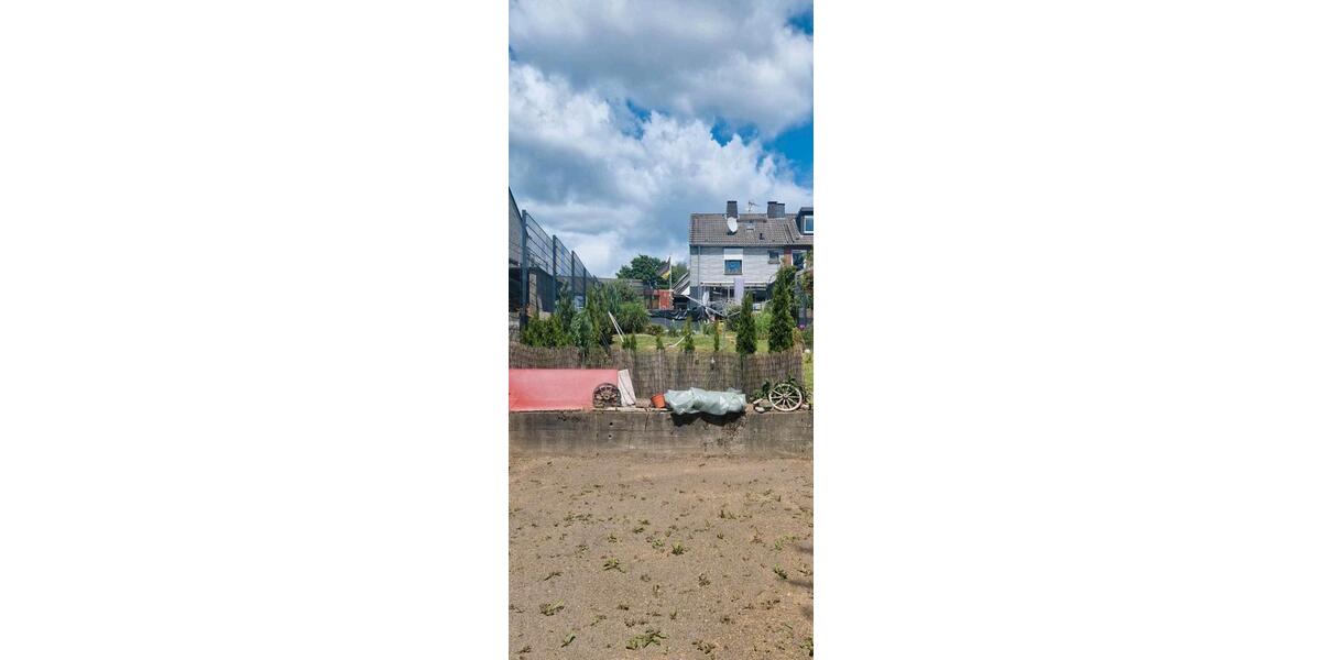 Reihenhaus Dortmund Huckarde - 4 Zimmer, 90 m&sup2;, 270.000&euro; | Angebot:25282176