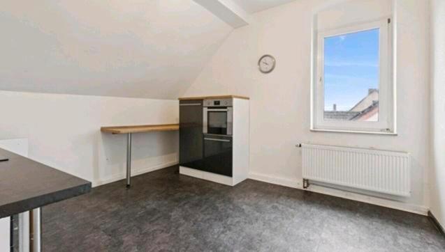 Dachgeschoßwohnung Recklinghausen Grullbad - 4 Zimmer, 100 m&sup2;, 1.250&euro; | Angebot:24753469