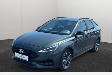 Hyundai i30 28.473 km 18.470 &euro; Castrop-Rauxel 44575