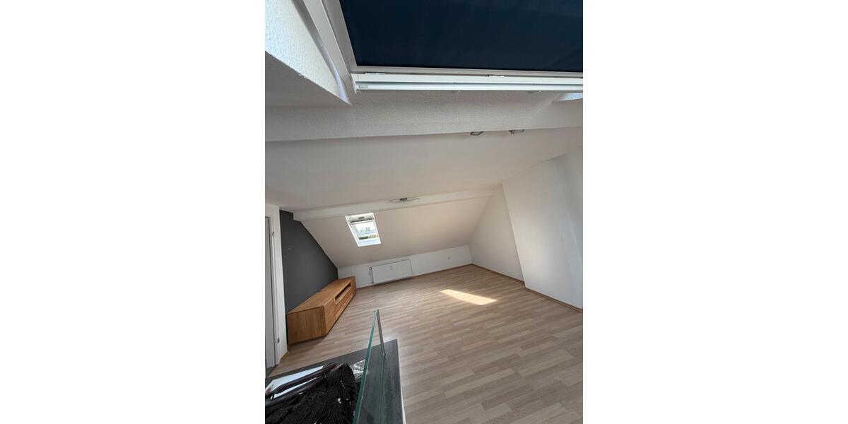 Dachgeschoßwohnung Dortmund Brackel - 2 Zimmer, 50 m&sup2;, 500&euro; | Angebot:25895252