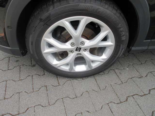 Seat Arona FR 1.0 TSI NAVI KAMERA ACC LED ALU APS SITZH 55.100 km 17.488 € Bergkamen 59192