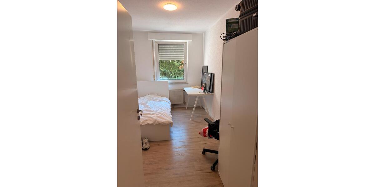 Hochparterre Dortmund Hombruch - 5 Zimmer, 90 m&sup2;, 249.000&euro; | Angebot:27499375