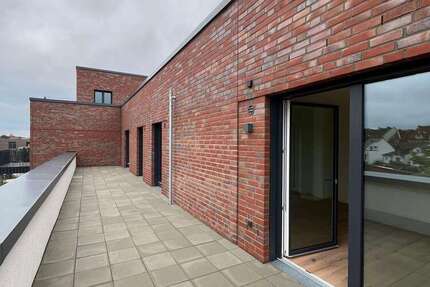 Wohnung zum Mieten in Lüneburg 3.335 € 190.6 m²