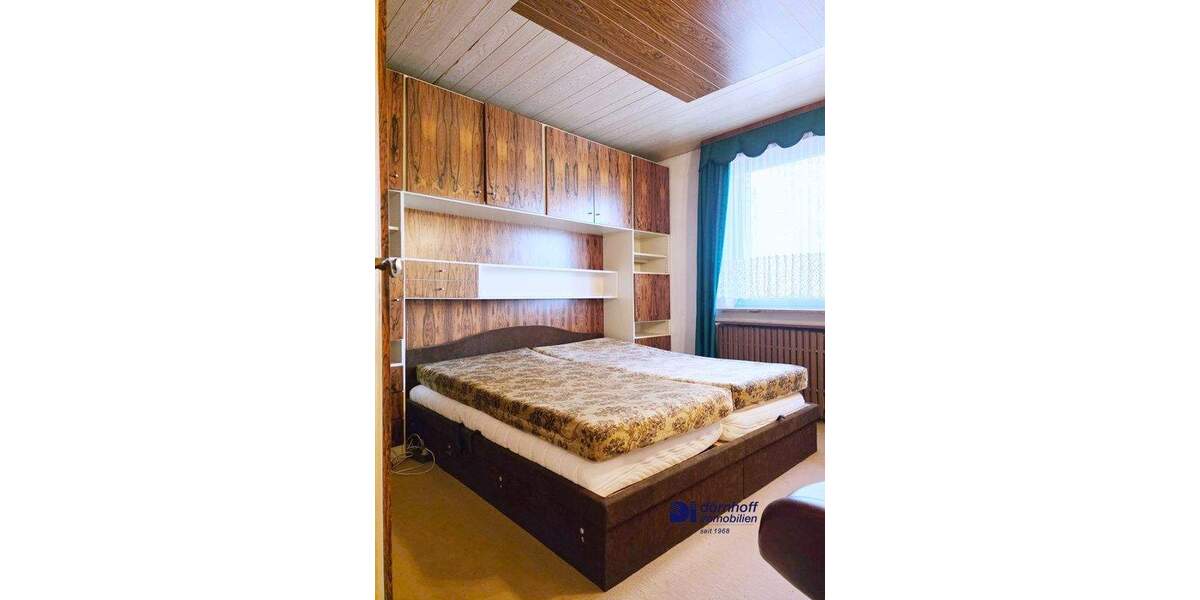 Reihenmittelhaus Dortmund / Dorstfeld Dorstfeld - 7 Zimmer, 179 m&sup2;, 390.000&euro; | Angebot:24470342