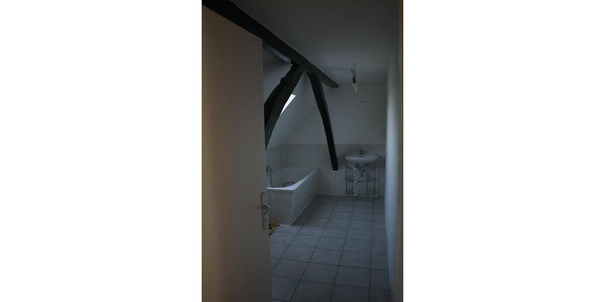 Dachgeschoßwohnung Ennepetal - 2 Zimmer, 64 m&sup2;, 450&euro; | Angebot:24829671