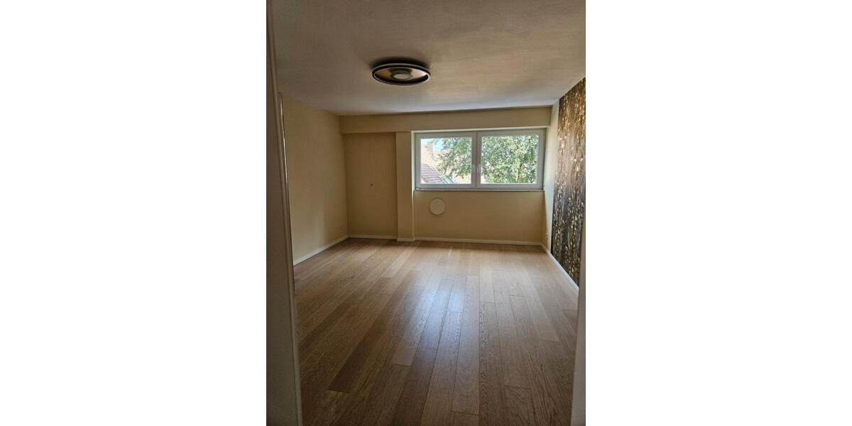 Etagenwohnung Dortmund Innenstadt West - 4 Zimmer, 144 m&sup2;, 1.800&euro; | Angebot:24224280