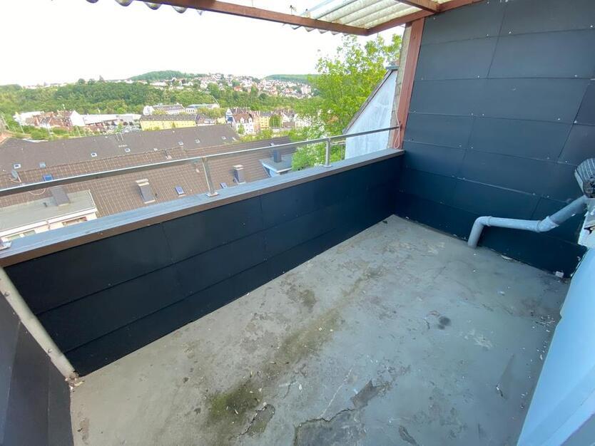 Schöne DG Wohnung mit wunderschönem Ausblick zimmer