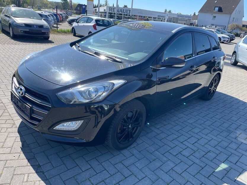 i30