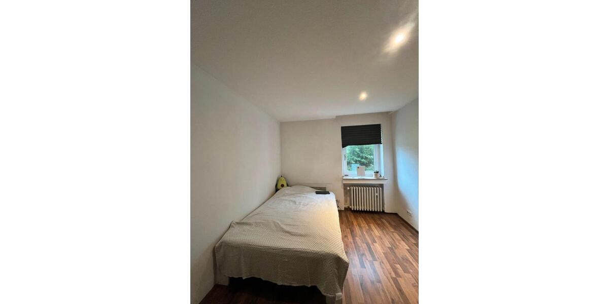 Terrassenwohnung Bochum Laer - 1 Zimmer, 14 m&sup2;, 414&euro; | Angebot:26095925