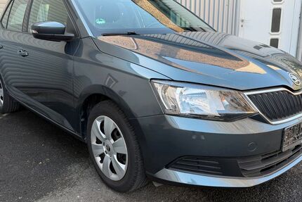 Skoda Fabia 115.130 km 6.490 &euro; Iserlohn 58636